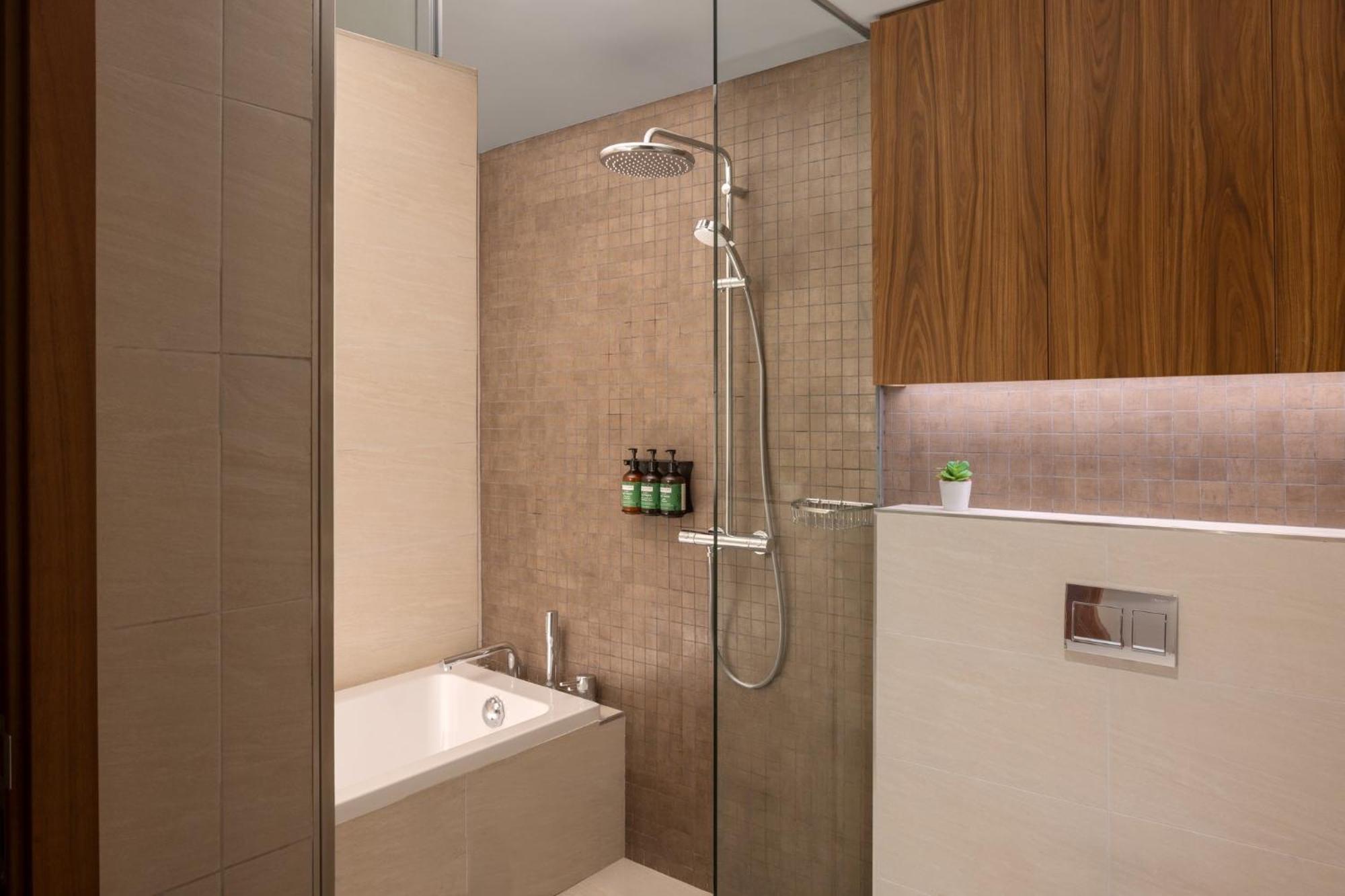 Staybridge Suites Dubai Business Bay By Ihg Екстер'єр фото