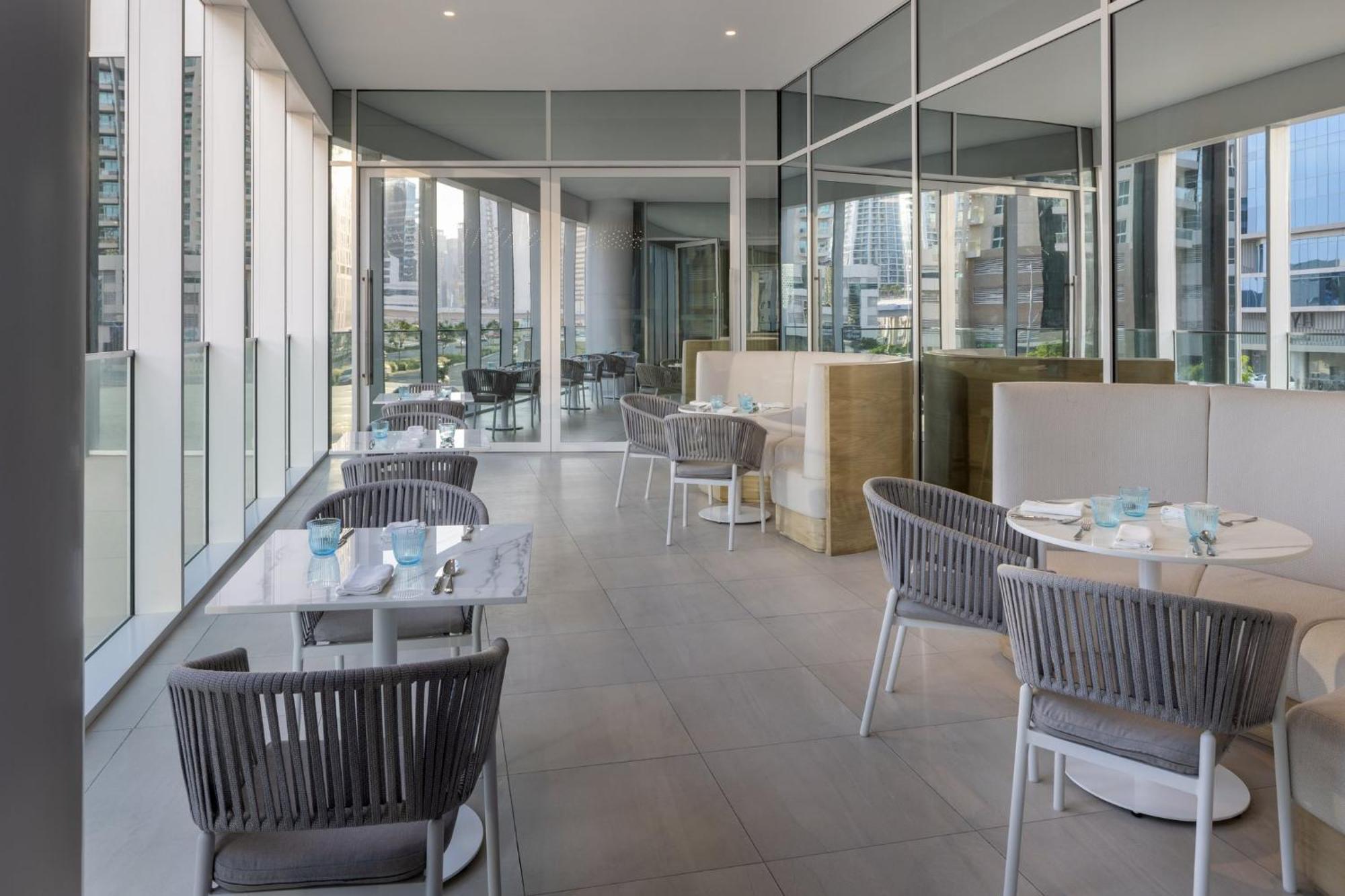 Staybridge Suites Dubai Business Bay By Ihg Екстер'єр фото