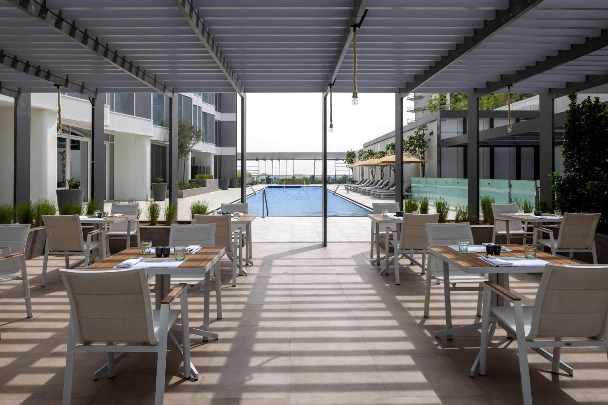 Staybridge Suites Dubai Business Bay By Ihg Екстер'єр фото