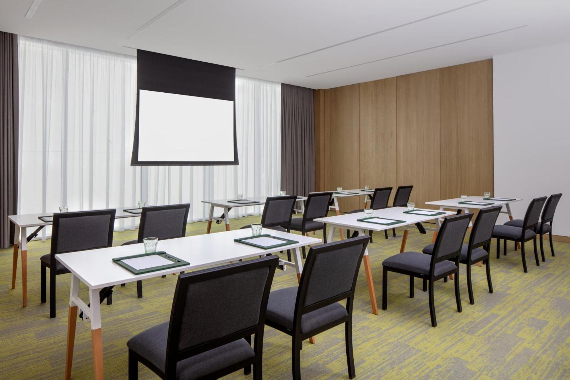 Staybridge Suites Dubai Business Bay By Ihg Екстер'єр фото