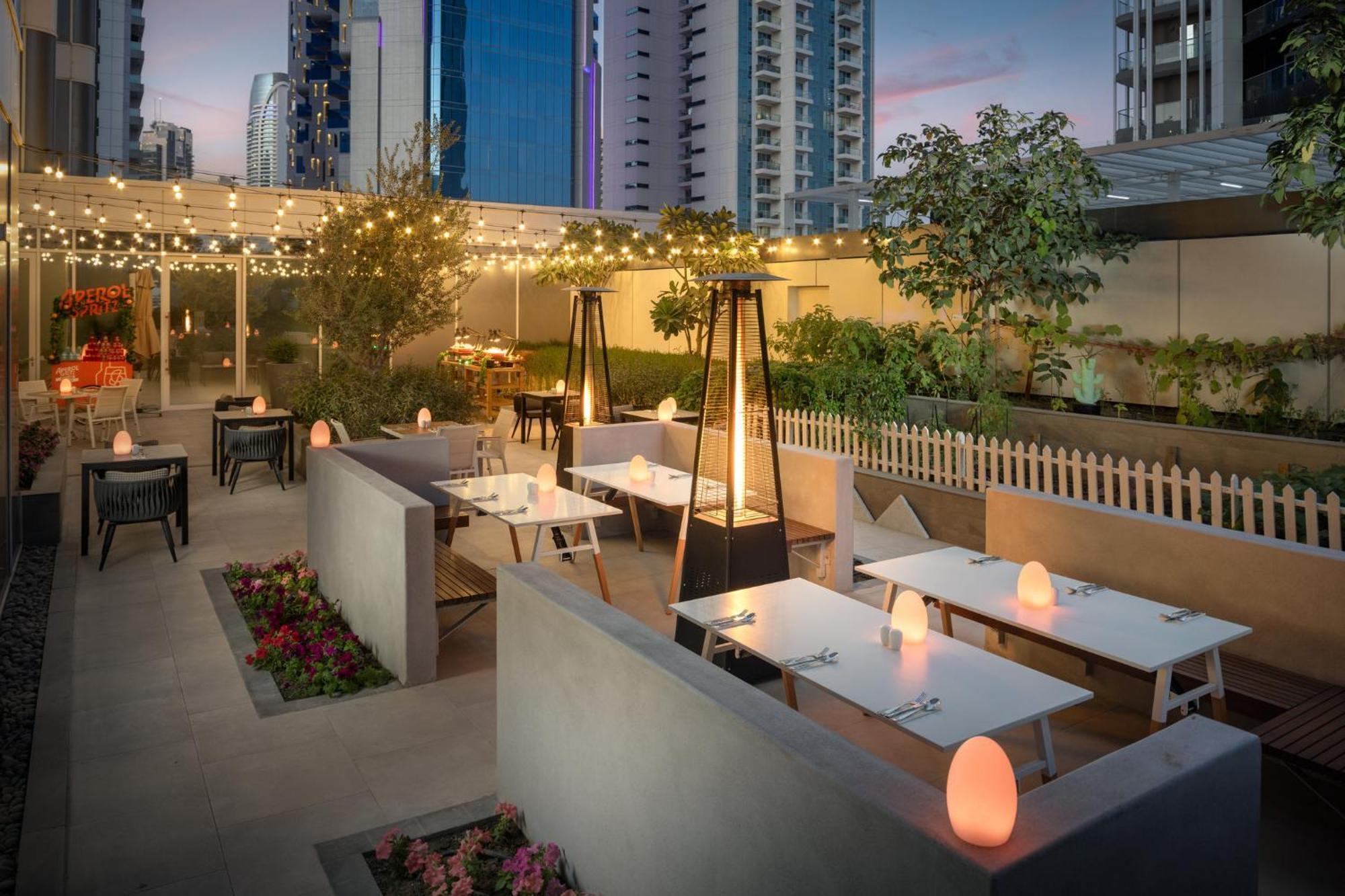 Staybridge Suites Dubai Business Bay By Ihg Екстер'єр фото